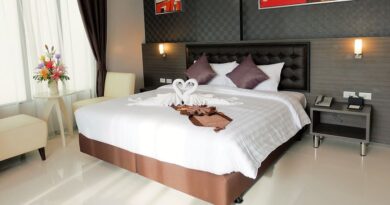Bett, Betten online kaufen und nachhause liefern lassen
